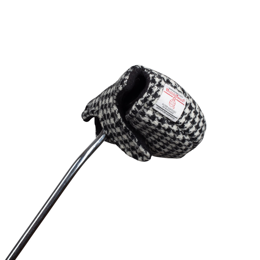 Mallet Golf Putter Cover with Magnet Closure in Black & White Harris Tweed®