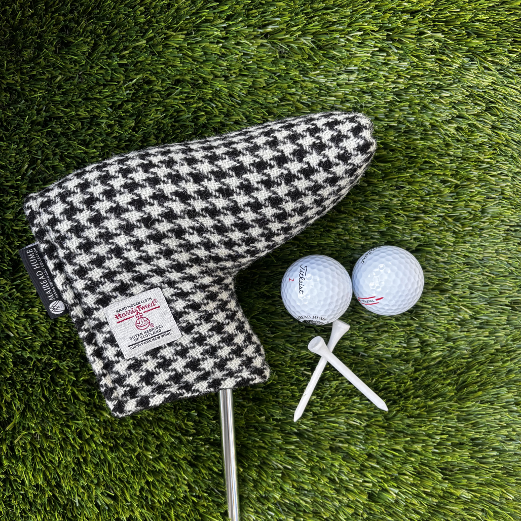 Black and white houndstooth putter cover